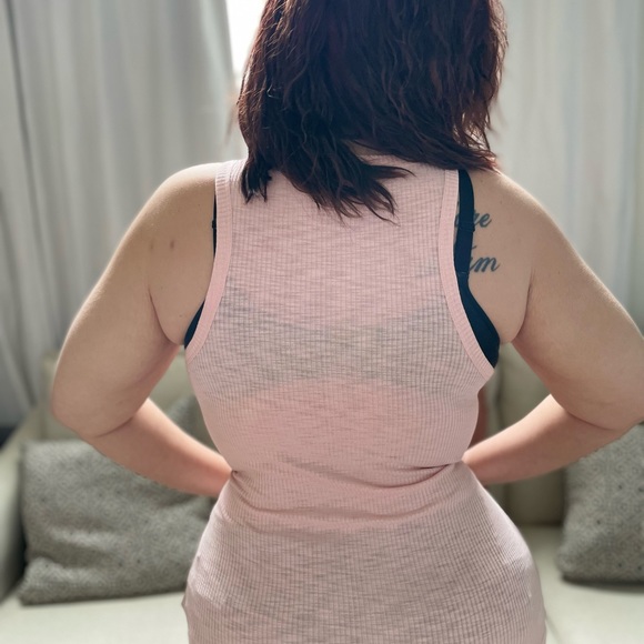 Solid Ribbed Tank Top - Picture 2 of 8